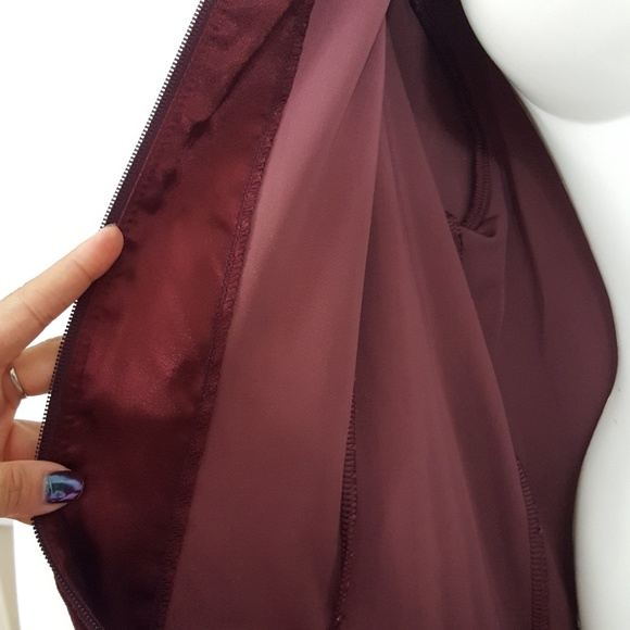 TRACK SUIT Chico's Maroon Valour L 2 Short - Picture 4 of 8